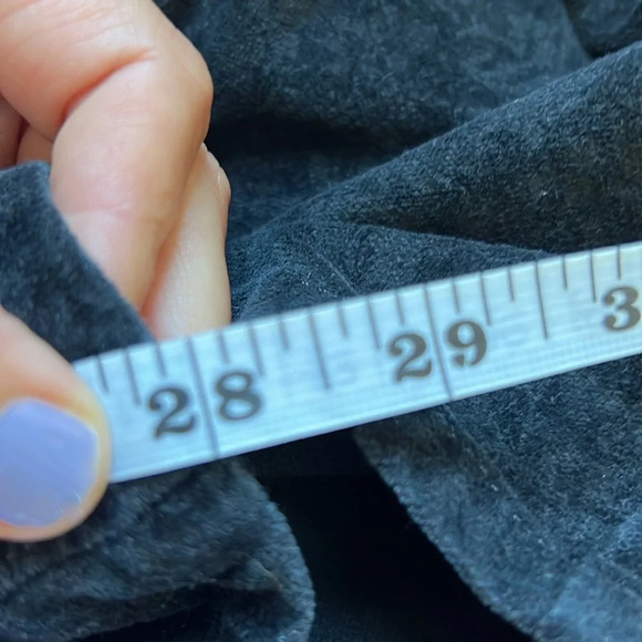 Talbots Signature Button Fly Floral Embossed Black Velvet Feel Chinos Size 16P - Picture 10 of 10